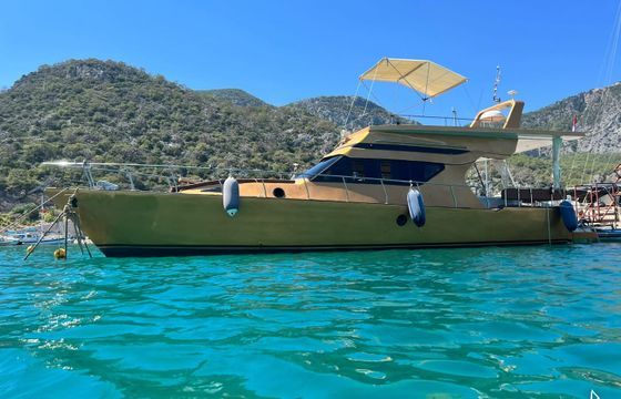 Custom Made Motoryacht
