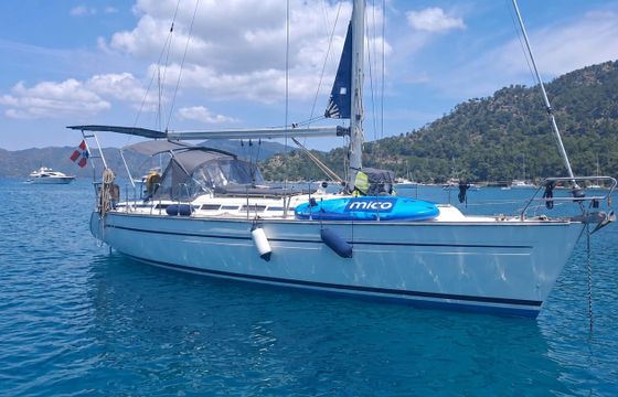 Bavaria 44