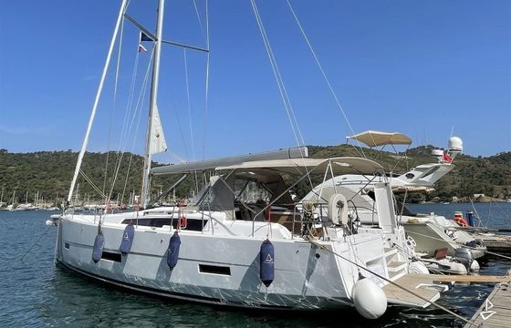 Dufour 430 Grand Large