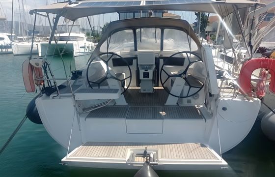 Hanse 418