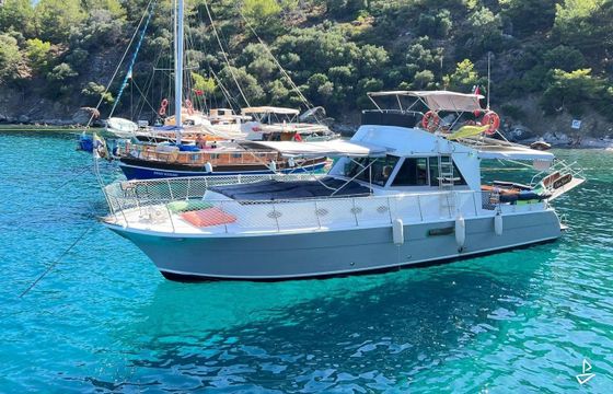 Custom Made Motoryacht
