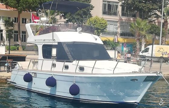 Custom Made Motoryacht