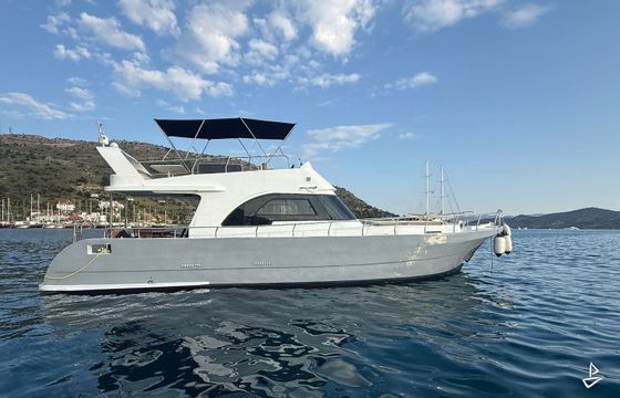 Custom Made Motoryacht