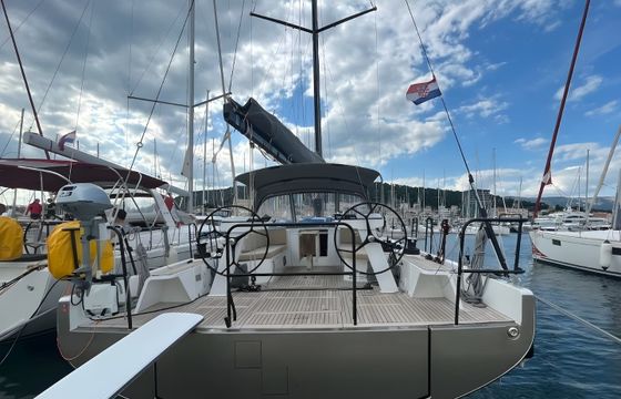 Beneteau First 44