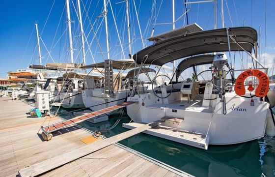 Bavaria 42 Cruiser