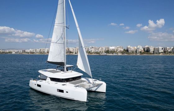 Lagoon 42
