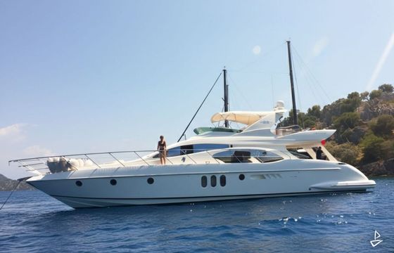 Azimut 62