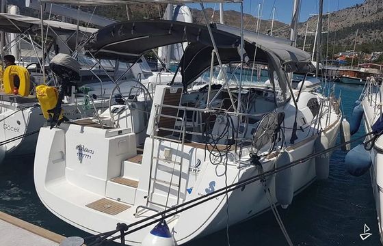 Beneteau Oceanis 40