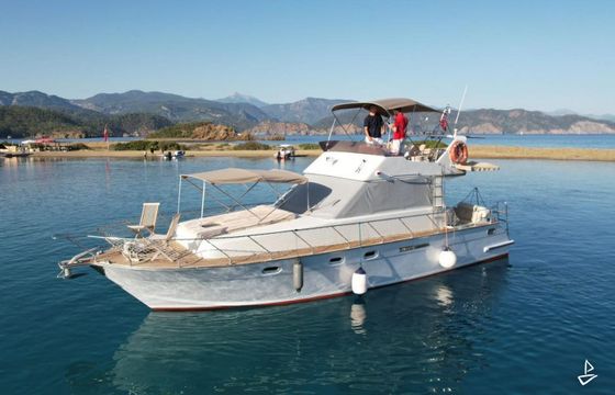 Custom Made Motoryacht