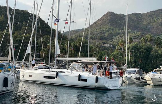 Beneteau Oceanis 51.1