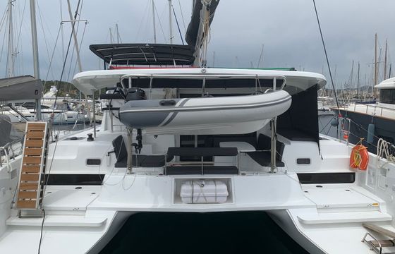 Lagoon 42