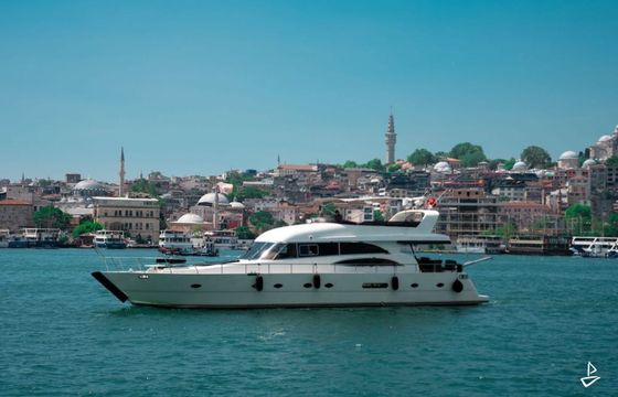 Custom Made Motoryacht
