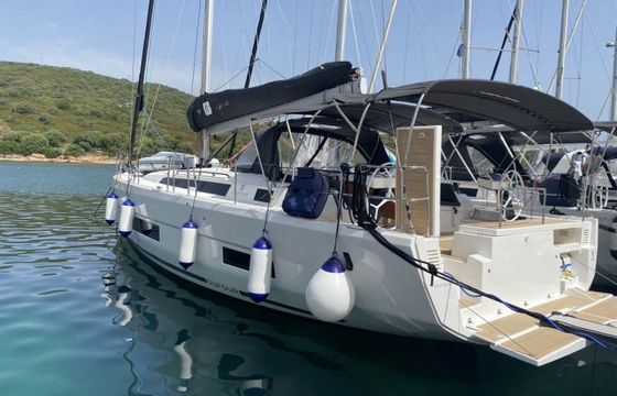 Dufour 470