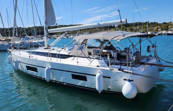 Bavaria C45 Style