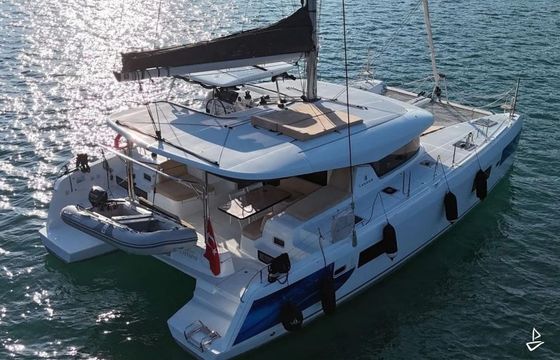 Lagoon 42