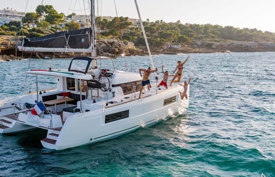 Lagoon 40