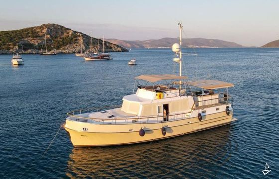 Custom Made Motoryacht