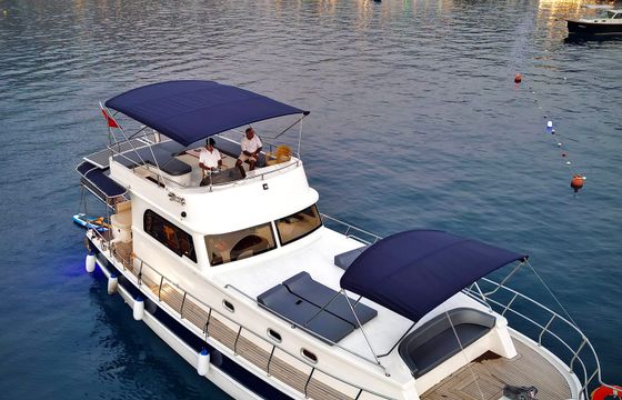 Custom Made Motoryacht