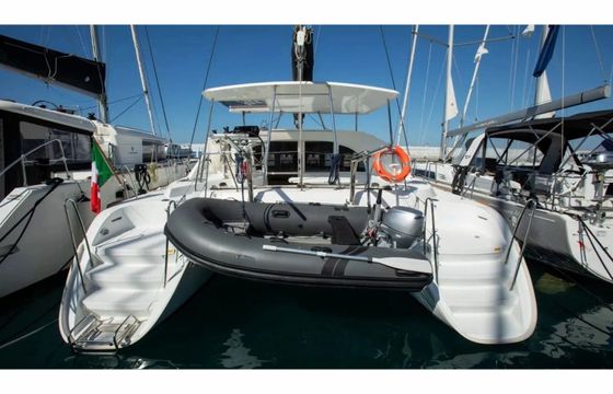 Lagoon 380