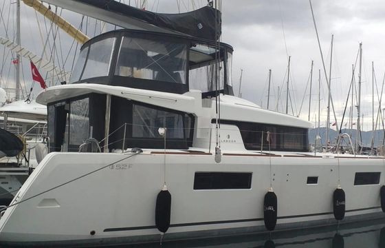 Lagoon 52 Fly