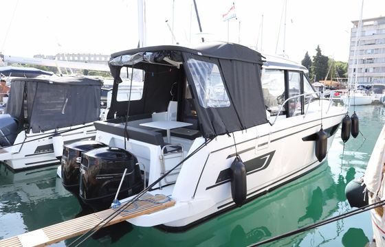 Jeanneau Merry Fisher 895