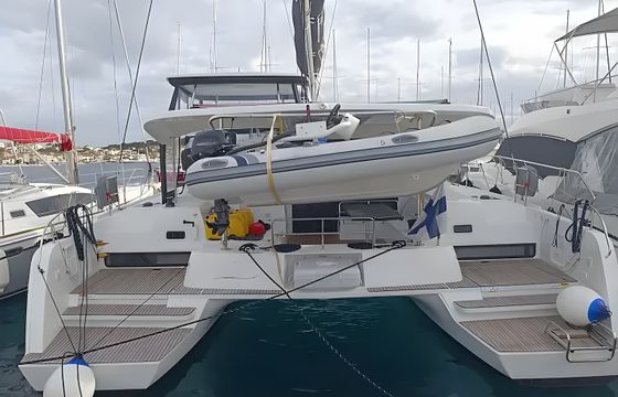 Lagoon 42