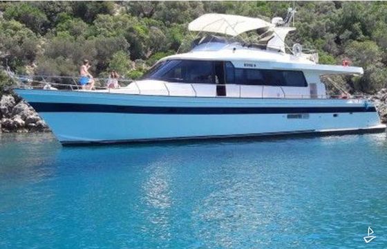 Custom Made Motoryacht