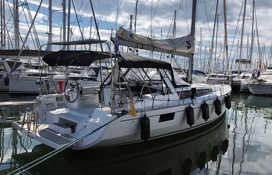 Beneteau Oceanis 48