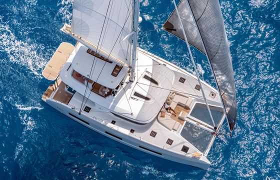 Lagoon 55