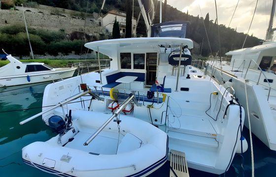 Lagoon 40