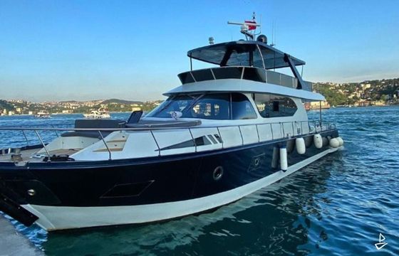 Custom Made Motoryacht