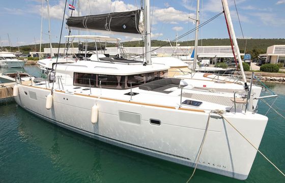 Lagoon 450F