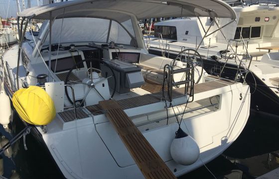 Beneteau Oceanis 48