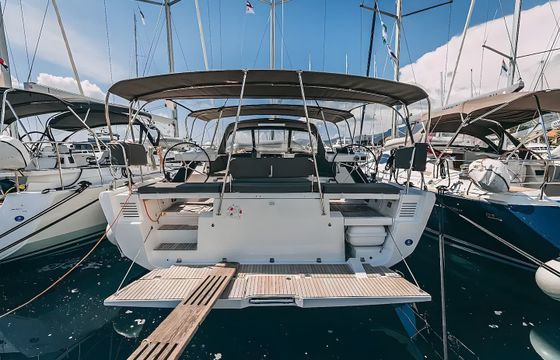 Dufour 470