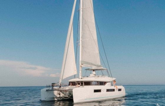 Lagoon 51