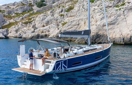 Dufour 530