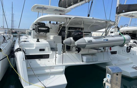 Lagoon 42