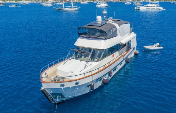 Custom Made Motoryacht