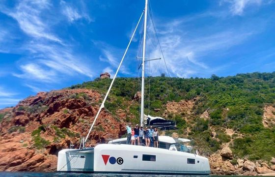 Lagoon 42
