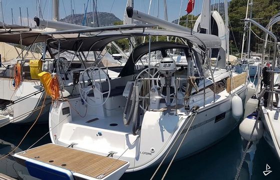 Bavaria 37 Cruiser