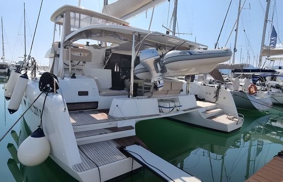 Lagoon 42