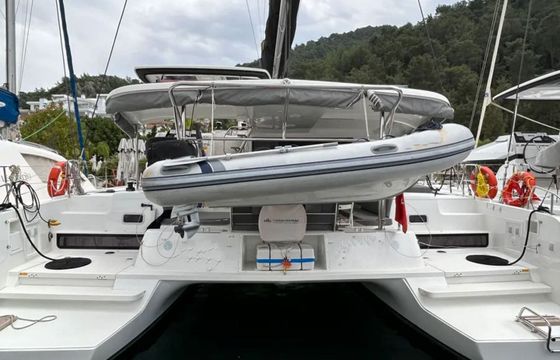 Lagoon 42