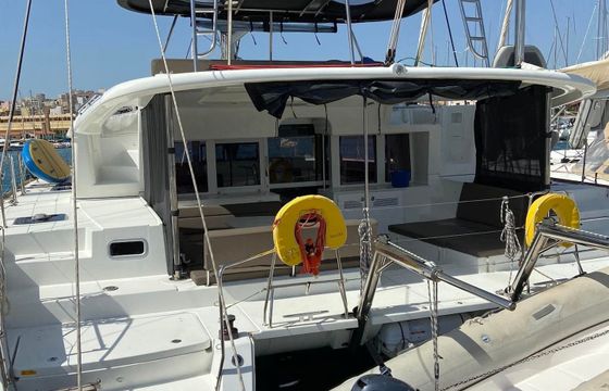 Lagoon 450F