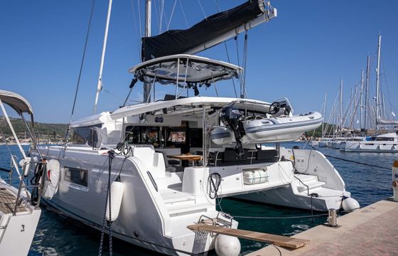 Lagoon 46