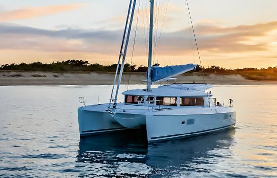 Lagoon 421
