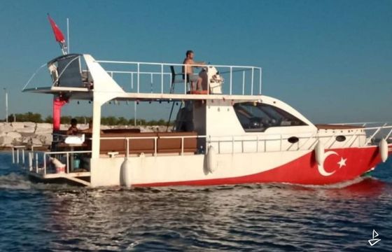 Custom Made Motoryacht