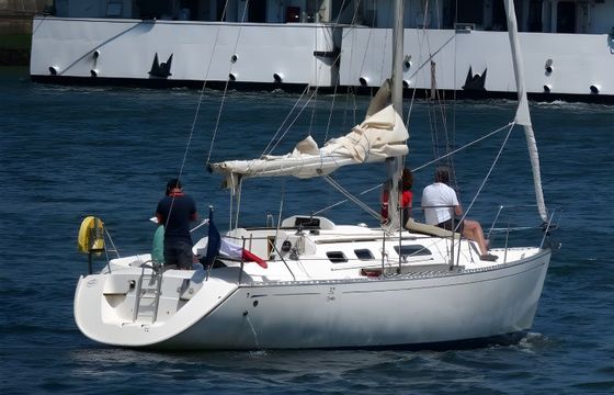 Dufour 32