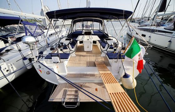 Beneteau Oceanis 51.1