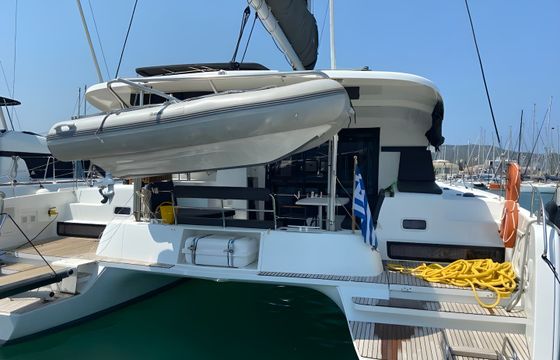 Lagoon 42