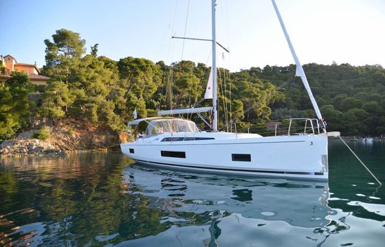 Beneteau Oceanis 46.1